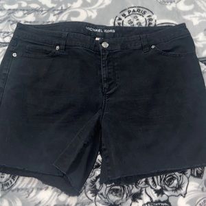 Michael Kors shorts😍